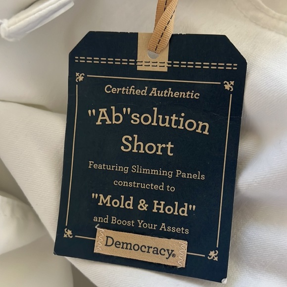 Democracy Womens Roll Cuff Bermuda Shorts. - Picture 12 of 14